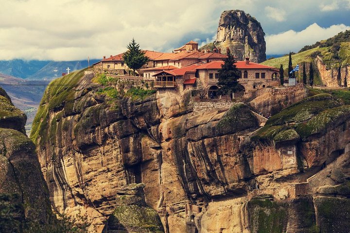 Meteora-luxury private tour from Corfu to Meteora - Image 2