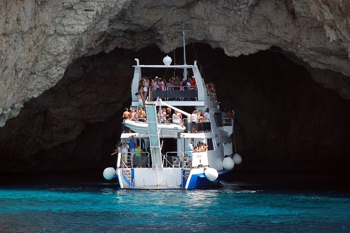 Paxos and Antipaxos Cruise from Corfu - Image 2