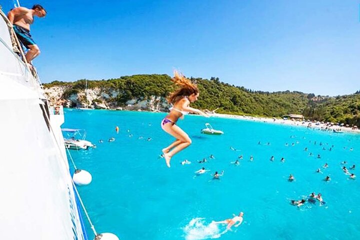 Paxos and Antipaxos Cruise from Corfu - Image 4