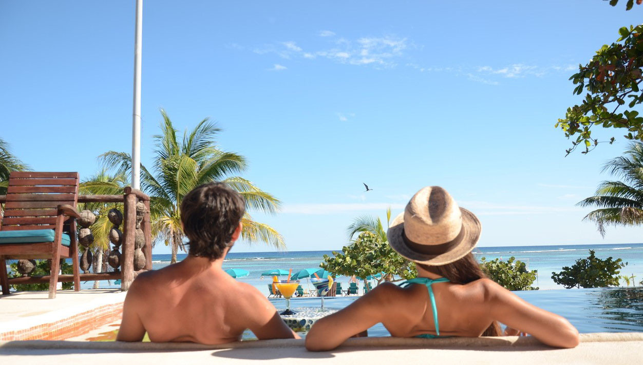 Nacional Beach Club - Teen (13-17) - Image 1