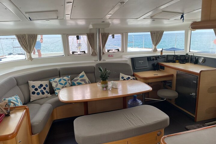 5 Hr Private Catamaran Cruise with lunch and drinks to 15-20 ppl - Image 2