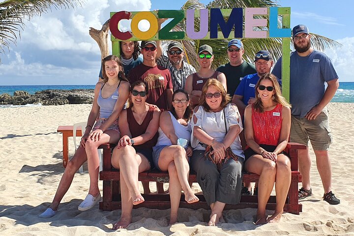 Cozumel 5-Hour Private Bar Crawl Tour - Image 2