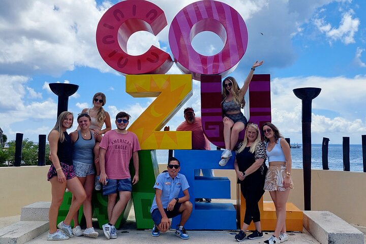 Cozumel: Private VIP Tour by Van (up to 12 passengers) - Image 3