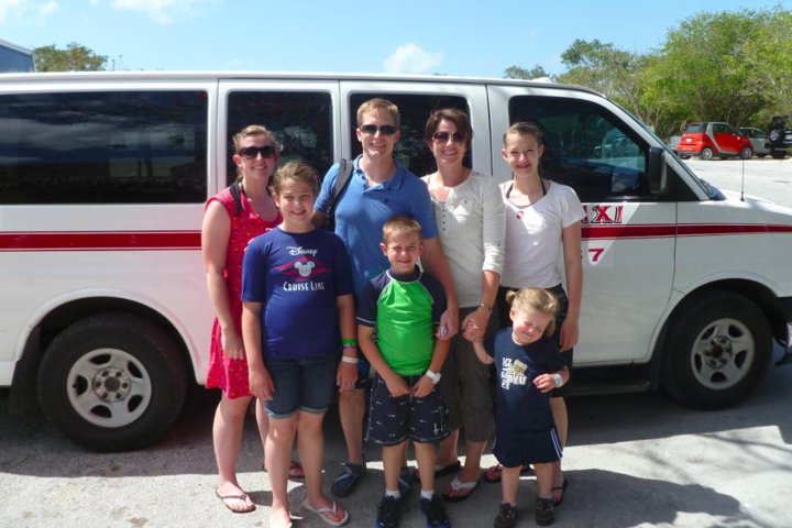 Cozumel Shore Excursion: 5-Hour Sightseeing Tour with Private Driver - Image 1