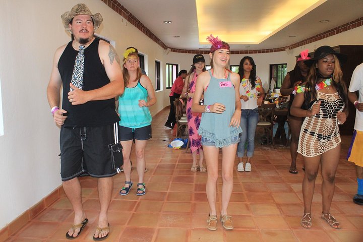 Dance & Salsas at Playa Mia with transfer - Image 3