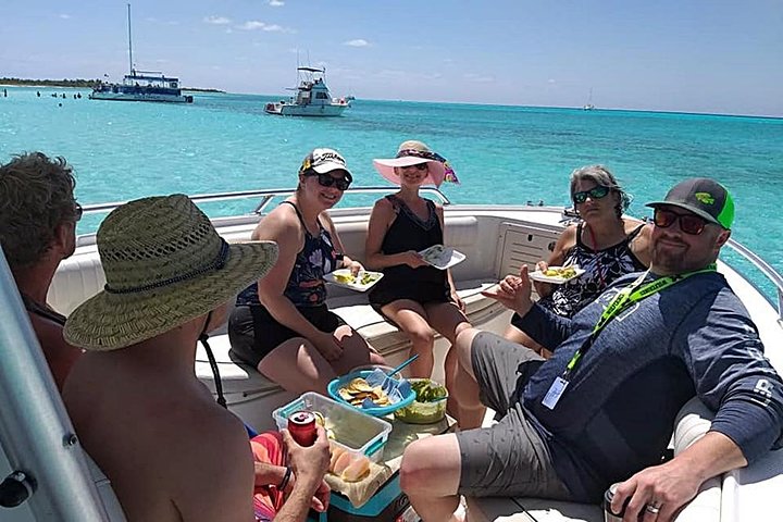 "First Lady" Private Marine Park Snorkel and El Cielo Sandbar Charter - Image 4