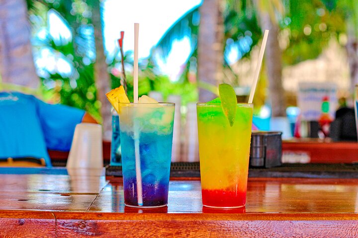 Playa Uvas Open Bar Exclusive Pass - Image 5