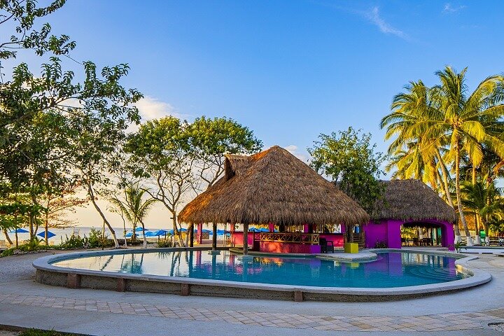 Playa Uvas Open Bar Exclusive Pass - Image 4