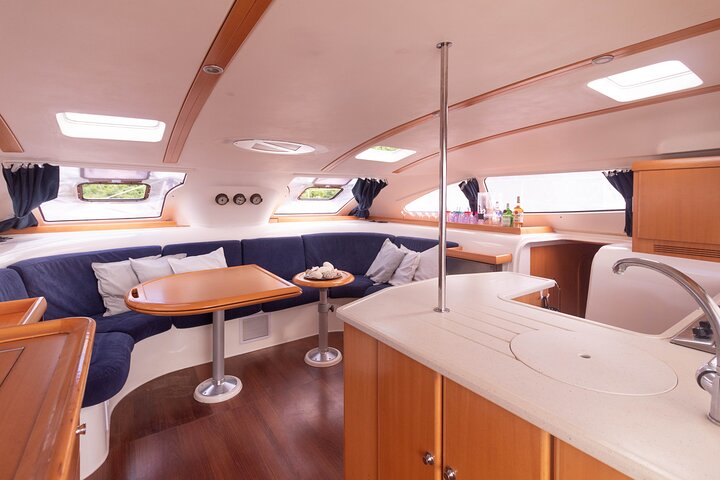 Private 6 Hrs 47 ft. Catamaran Snorkel & Cielo Charter (30p. max) - Image 4