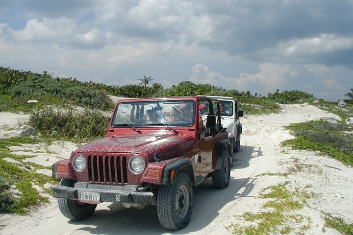 Private Jeep Experience with Lunch, Snorkel, Cenote & Punta Sur - Image 2