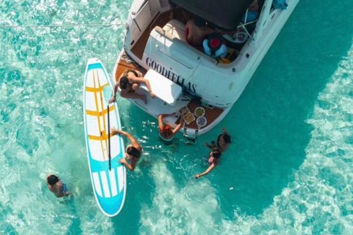 Private Yacht Charter & El Cielo Tour: All-Inclusive - Image 2