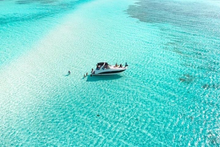 Private Yacht Charter & El Cielo Tour: All-Inclusive - Image 1