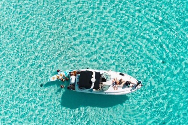 Private Yacht Charter & El Cielo Tour: All-Inclusive - Image 3