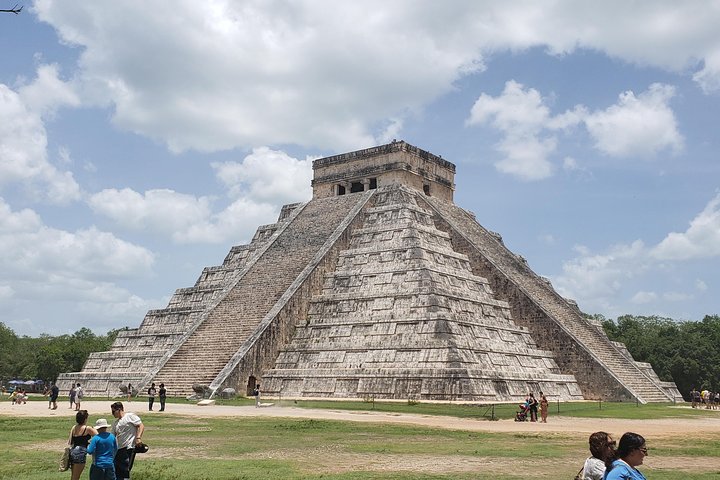 Vegan Itza real food & cenote experience - Image 1