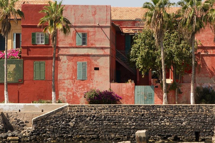 Gorée visit - 1/2 day - Image 3