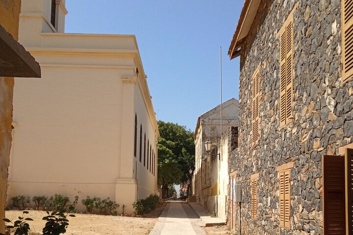 Half Day Tour : Explore Goree island - Image 5