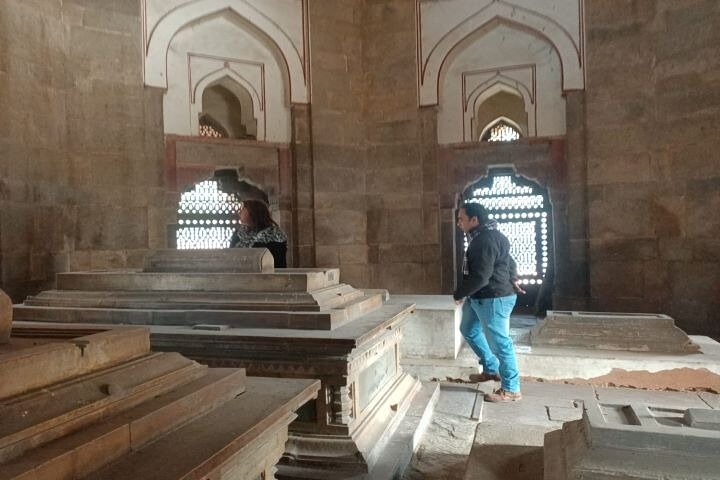 All in One Delhi Tour - Delhi Monuments, Walking & Food Tour - Image 3