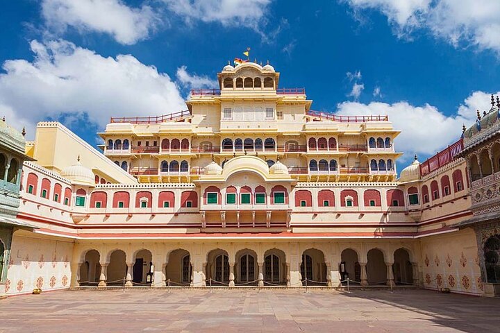 Delhi-Agra-Jaipur Golden Triangle Tours 3N/4D - Image 1