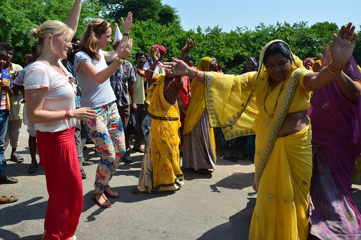 Driving tours through beautiful India - Image 4