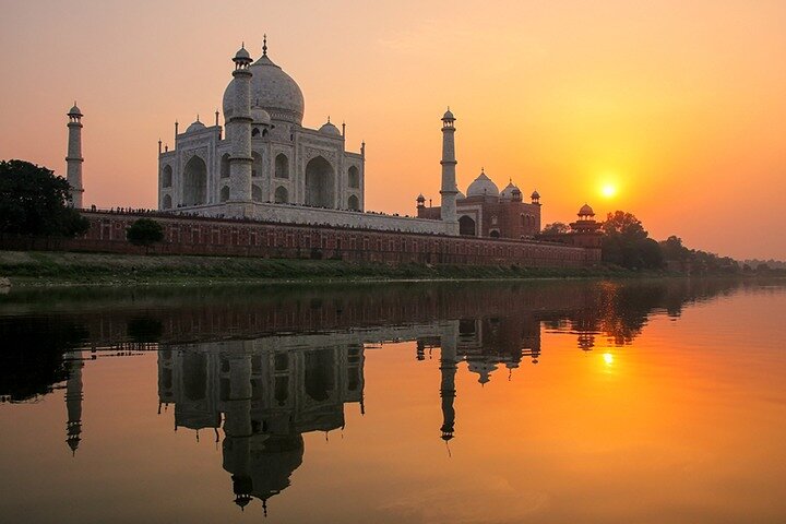 Exotic Delhi Agra Taj Mahal Sunrise Tour - Image 5