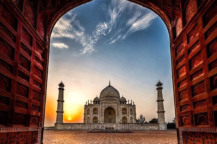 Full Day Agra tour with cultural and fun activities from Delhi by Car - Image 4