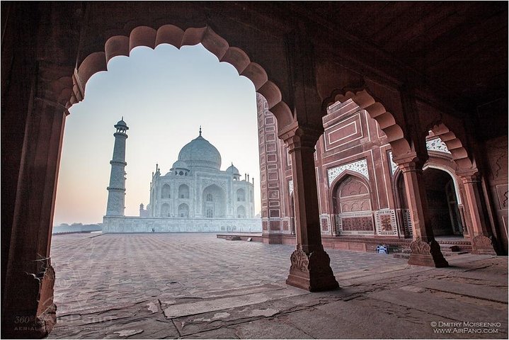 One day Mathura and Taj Mahal Tour With Lunch From New Delhi  - Image 5