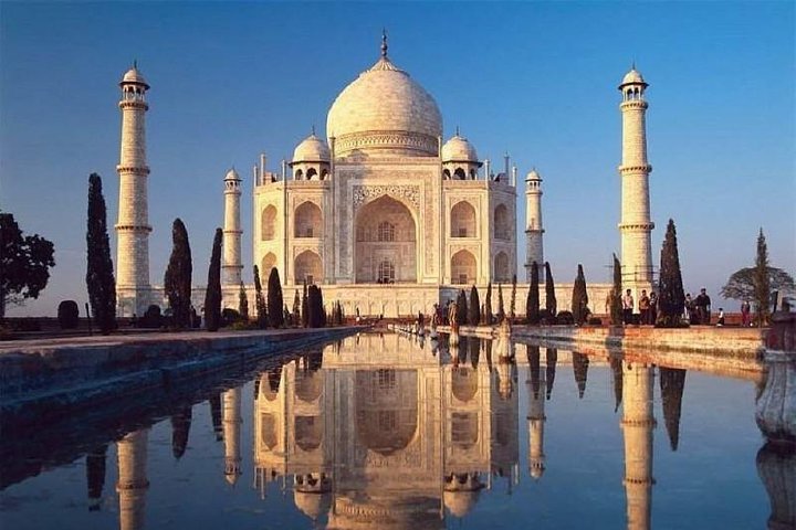 Private Day Tour of Taj Mahal and Agra Fort From Delhi By Car - All Inclusive - Image 5