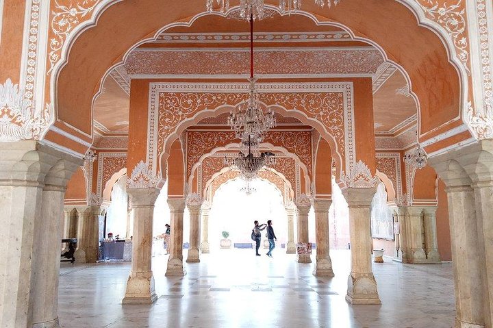 Private Jaipur City Tour from Delhi by Car - Image 4