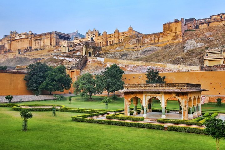 Private Jaipur Tour by Express Train from Delhi - Image 2