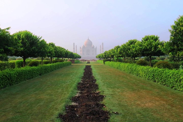 Private Taj Mahal & Agra Full-Day Tour from Delhi - Inclusive Of All - Image 2