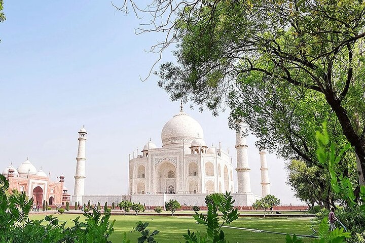 Private Taj Mahal & Agra Full-Day Tour from Delhi - Inclusive Of All - Image 1