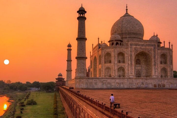Same Day Agra Tour from Delhi by surface - Image 3