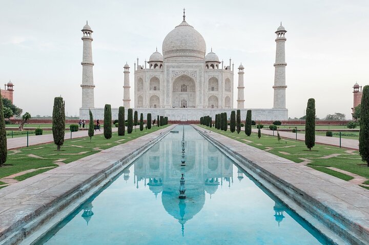 Same Day Taj Mahal Agra Fort Tour From Delhi By Car - Image 1