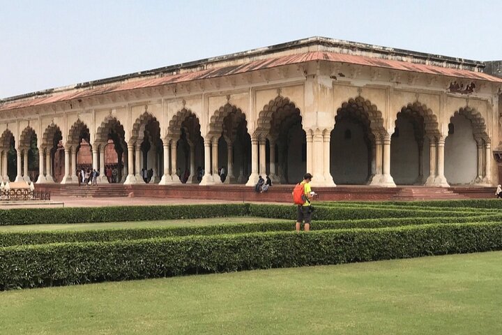 Same Day Taj Mahal Tour by Private Car from New Delhi - Image 4