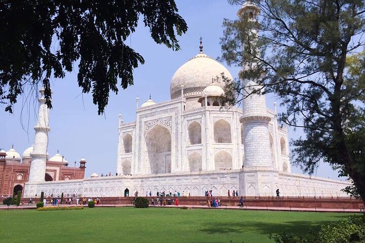 Sunrise Taj Mahal Tour by Car from Delhi - Image 2