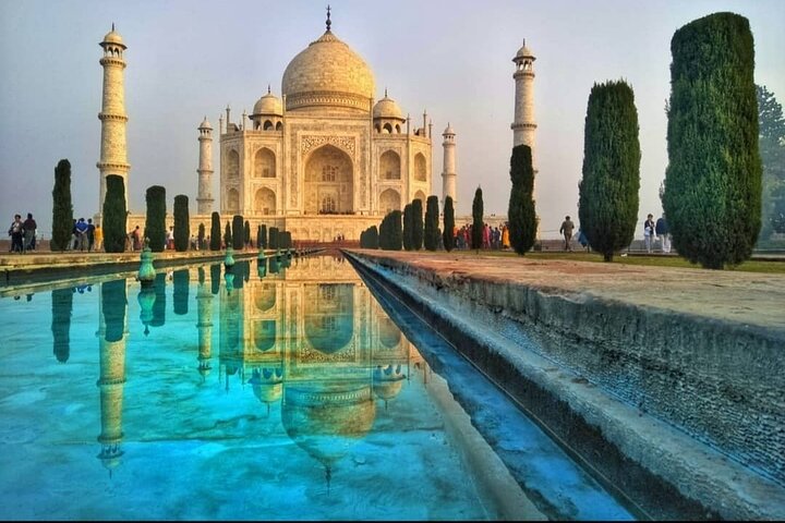 Sunrise Taj Mahal Tour by Car from Delhi - Image 1