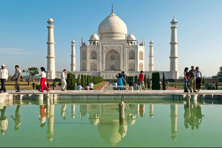 Taj Mahal Private Day Trip by Express Train with Lunch - Image 5