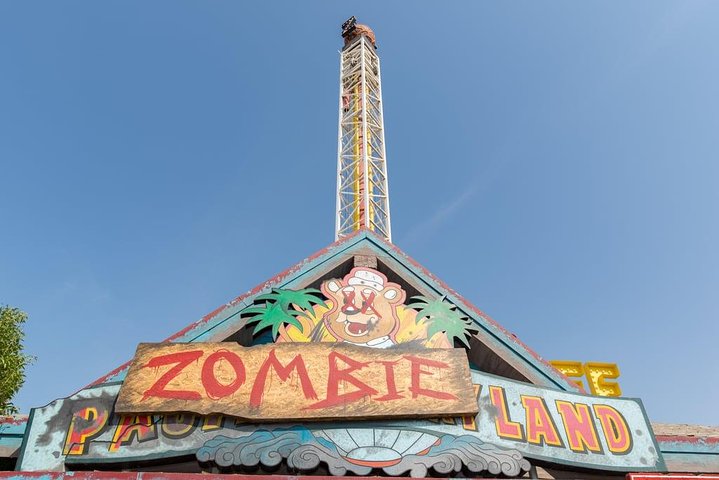 1 Day 1 Park (Motiongate or Legoland) with Private Transfer - Image 4