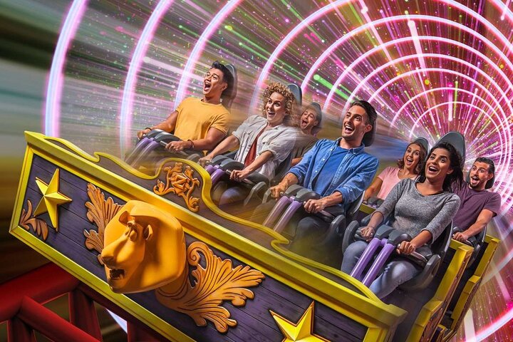 1 Day 1 Park (Motiongate or Legoland) with Private Transfer - Image 1