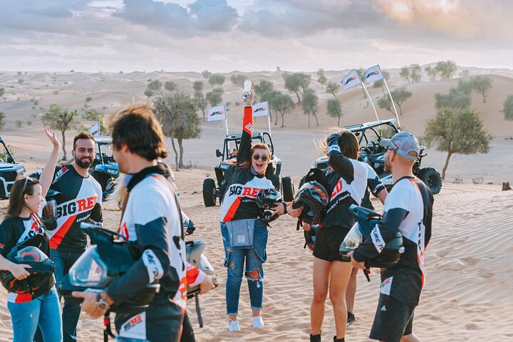 1 Hour 4-Seater Can-A X3 Turbo Buggy Family Tour in Dubai - Image 2