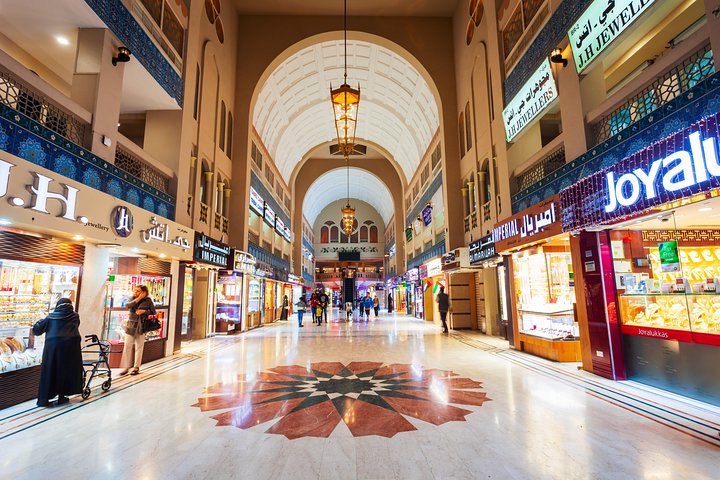 2 Days TRIO-Dubai City Tour with Desert Safari and Full Day Abu Dhabi City Tour. - Image 5