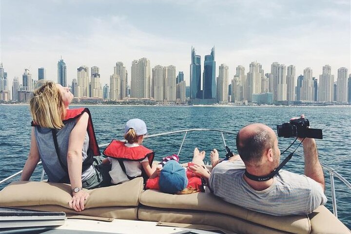 2 Hour Yacht Cruise to Discover Palm Island - Image 1