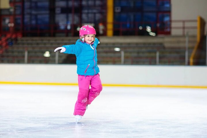 3-Hour Ice Skating Experience in Dubai with optional Transfer - Image 1