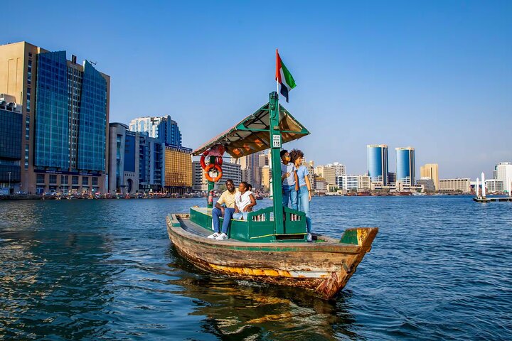 5 Hour Private Tour of Landmark in Dubai - Image 4
