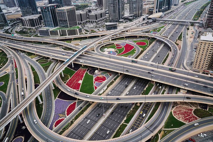 5 Hour Private Tour of Landmark in Dubai - Image 2