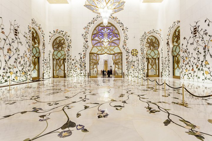 Abu Dhabi City Sightseeing Full-Day Tour From Dubai  - Image 3