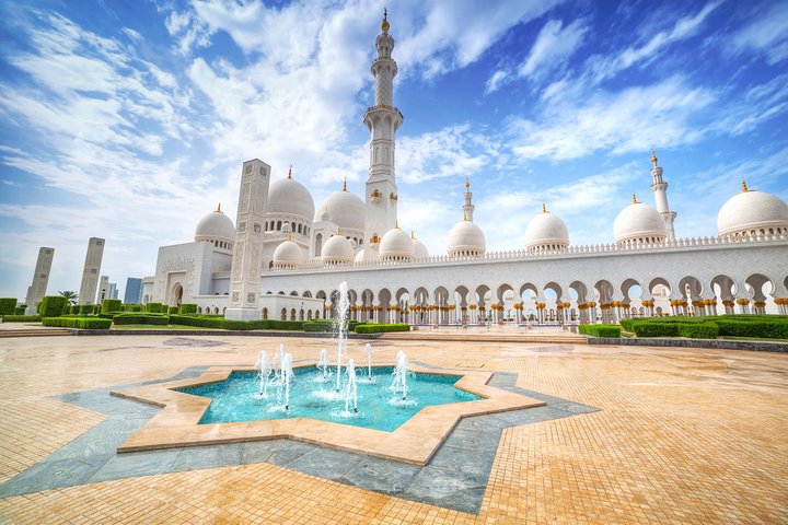 Abu Dhabi City Sightseeing Full-Day Tour From Dubai  - Image 1