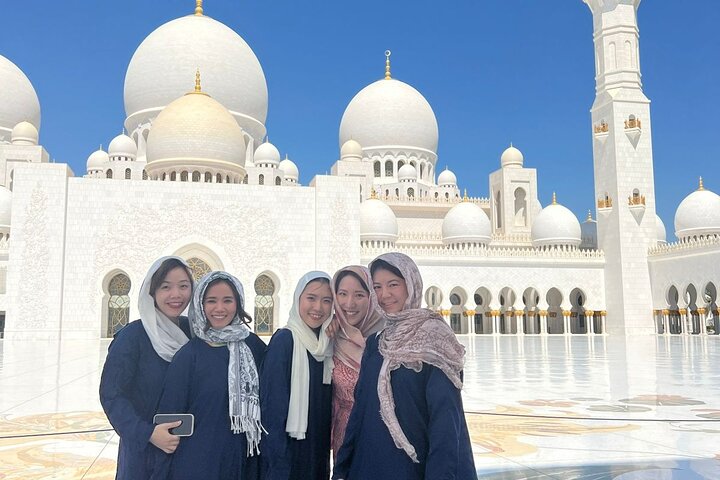Abu Dhabi City Tour and Qasr AL Watan - Image 5