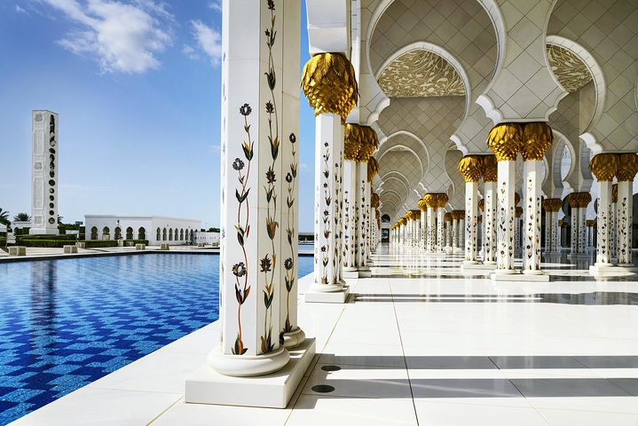 Abu Dhabi City Tour from Dubai: Etihad Tower, Qasr Al Watan Palace, Mosque - Image 4