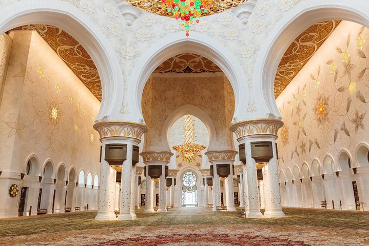 Abu Dhabi City Tour from Dubai: Etihad Tower, Qasr Al Watan Palace, Mosque - Image 5